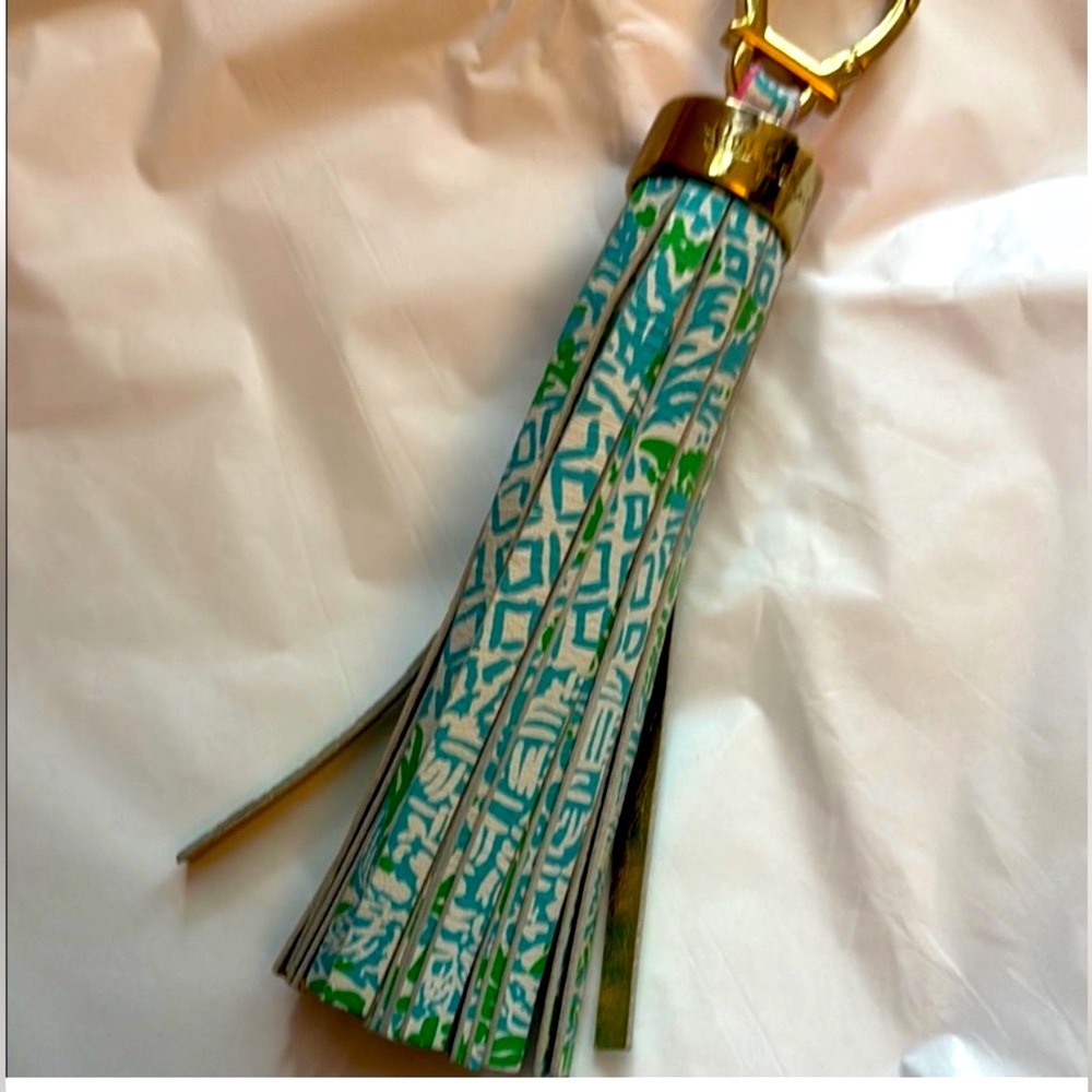 Lilly Pulitzer Tassel Bag Charm Key Fob - Picture 4 of 8
